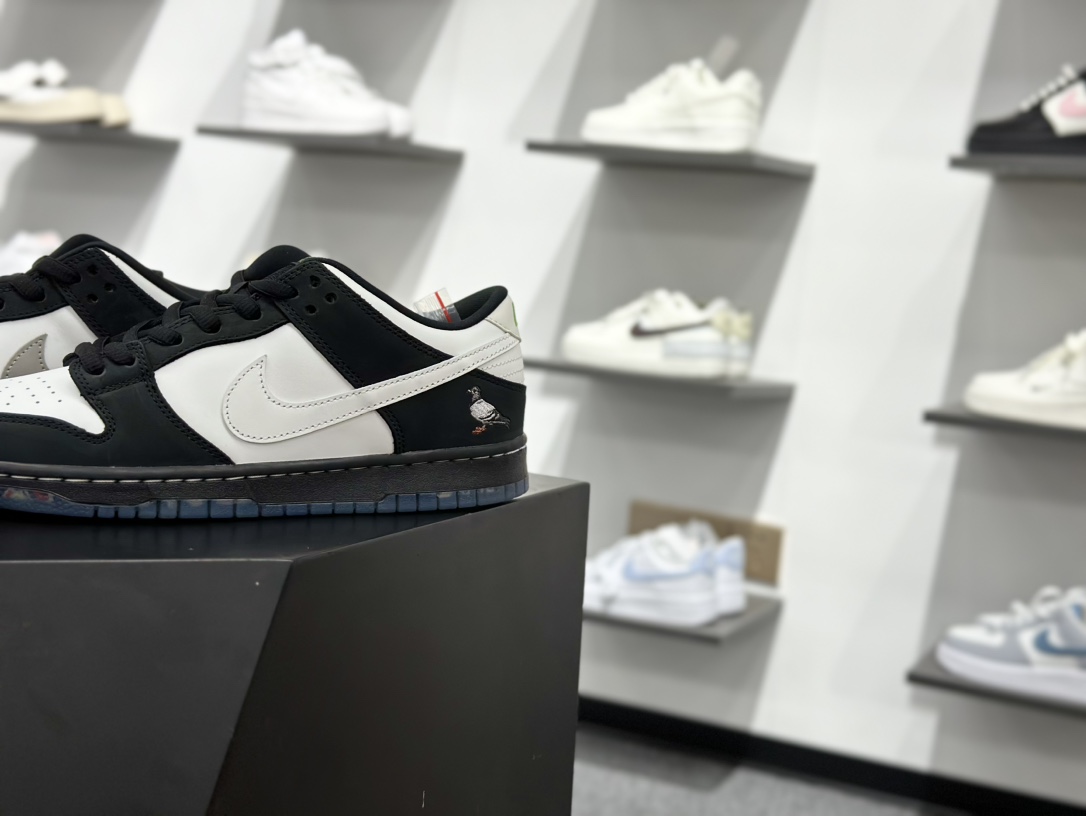 360 纯原 Jeff staple x NK SB Dunk low 'Pigeon' 3.0 PANDA 熊猫鸽子 联名限量款低帮休闲运动板鞋 BV1310-013-Chinese UA Cheap High Quatity Brand Clothes Bags handbags Sneakers wholesale wholesaler seller from China Factory suppliers Fashion Clothing Shoes best Quality Beautiful Price 360 纯原 Jeff staple x NK SB Dunk low 'Pigeon' 3.0 PANDA 熊猫鸽子 联名限量款低帮休闲运动板鞋 BV1310-013