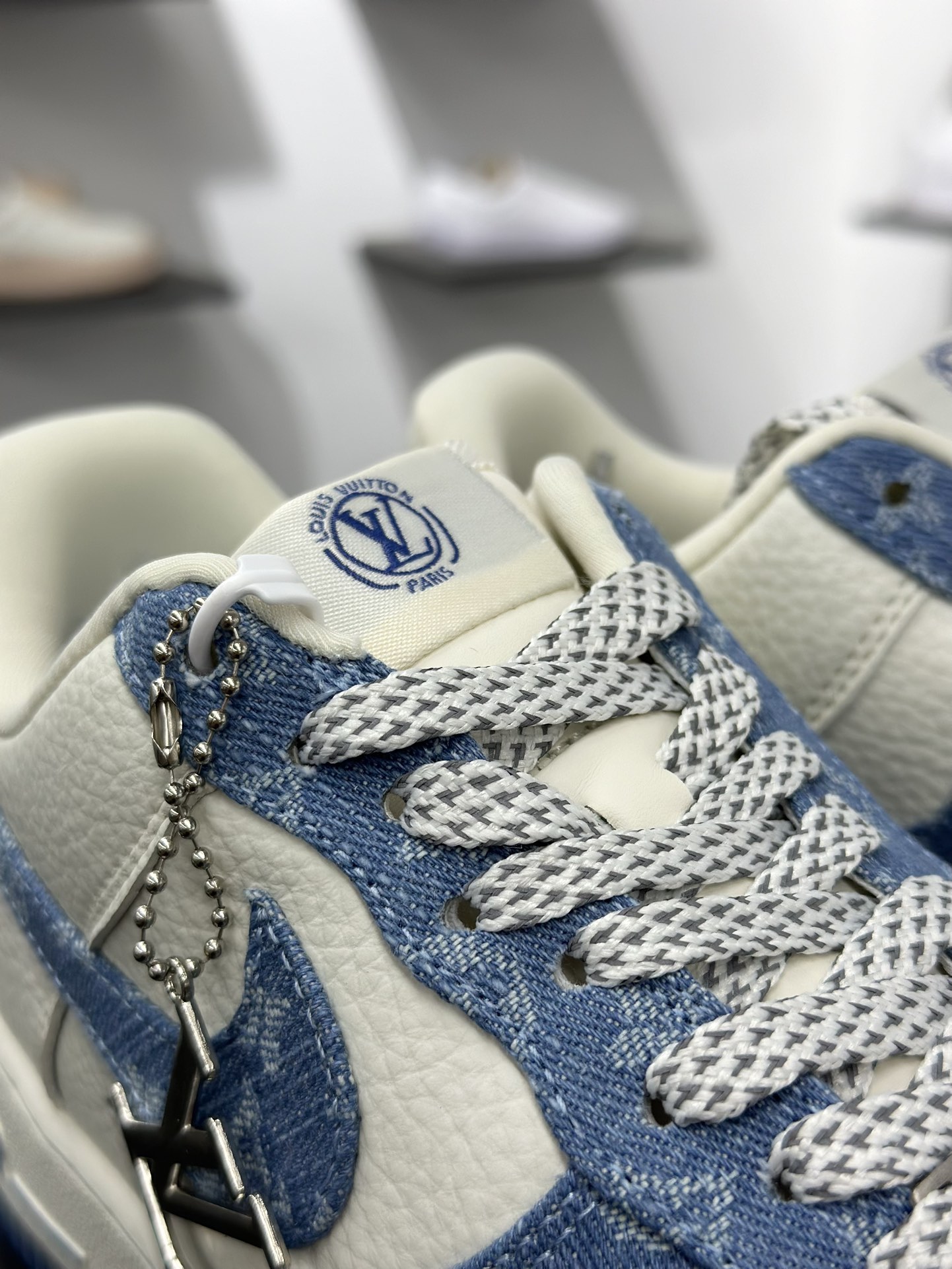 260 LV x Air Force 1 Low 白蓝牛仔  SC0601-555