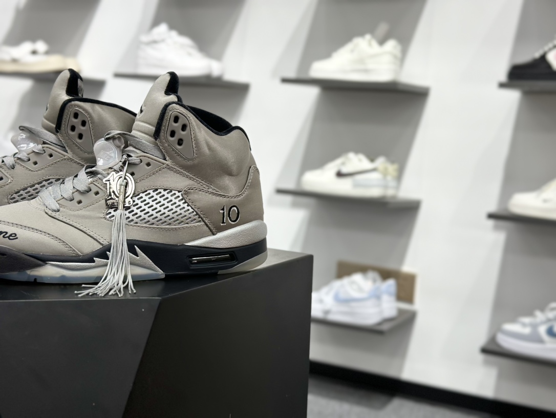 360 Jordan Air Jordan 5 “Medium Soft Pink” 复刻白粉黑  IQ2038-001