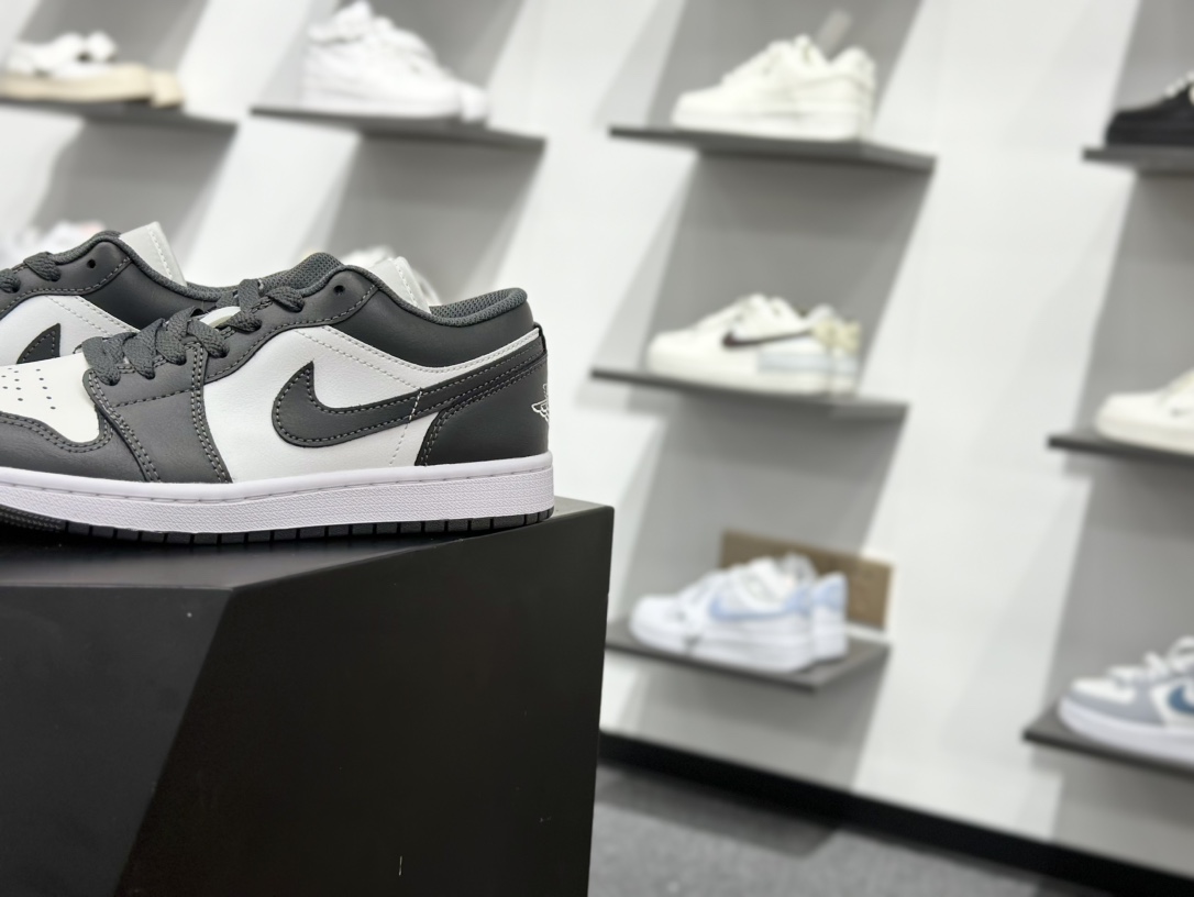原装裸鞋级 市面最高工艺产物 Air Jordan 1 Low灰白  553558-044