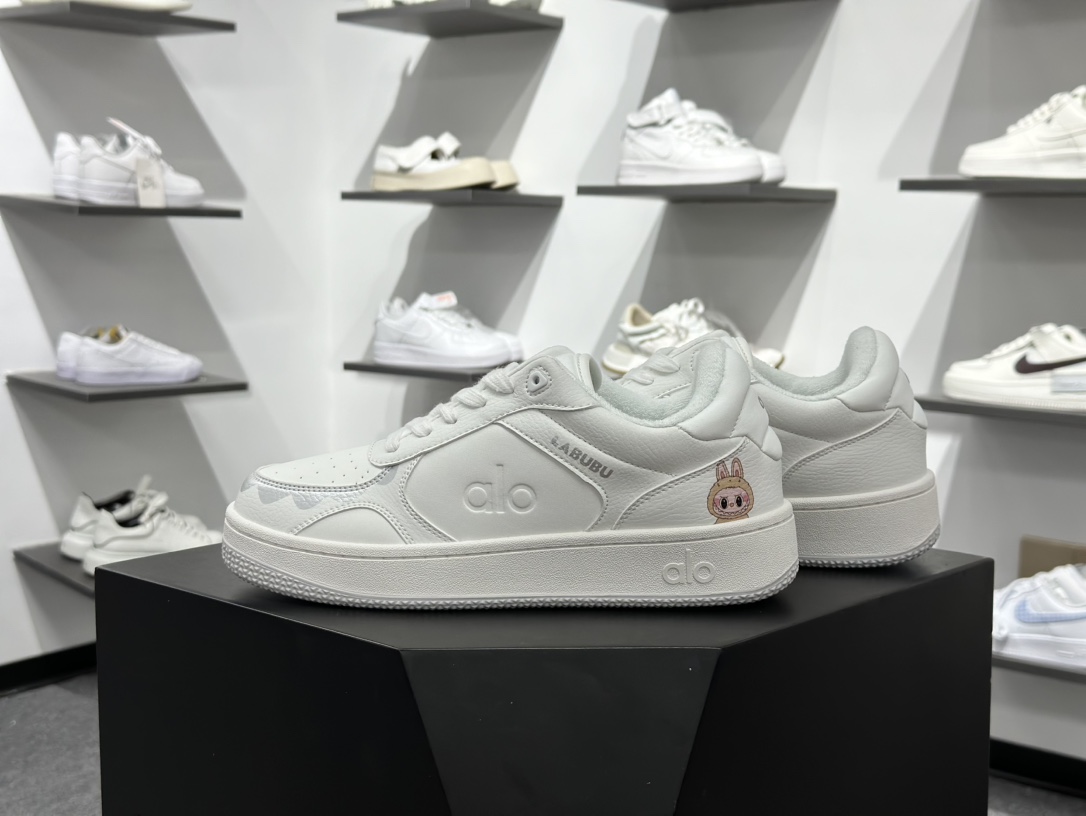 Alo Yoga Recovery Mode Low Sneaker 恢复模式系列低帮复古休闲运动滑板板鞋“皮革全白”