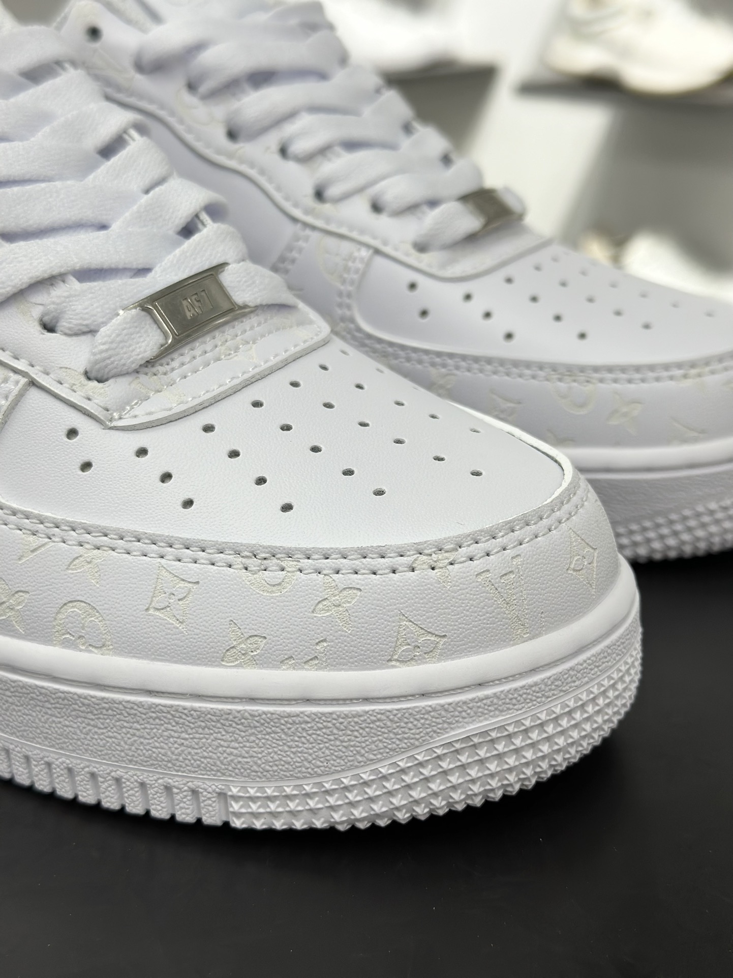 220 Nike Air Force 1 Low 灰白涂鸦 解构绑带  CW2288-111