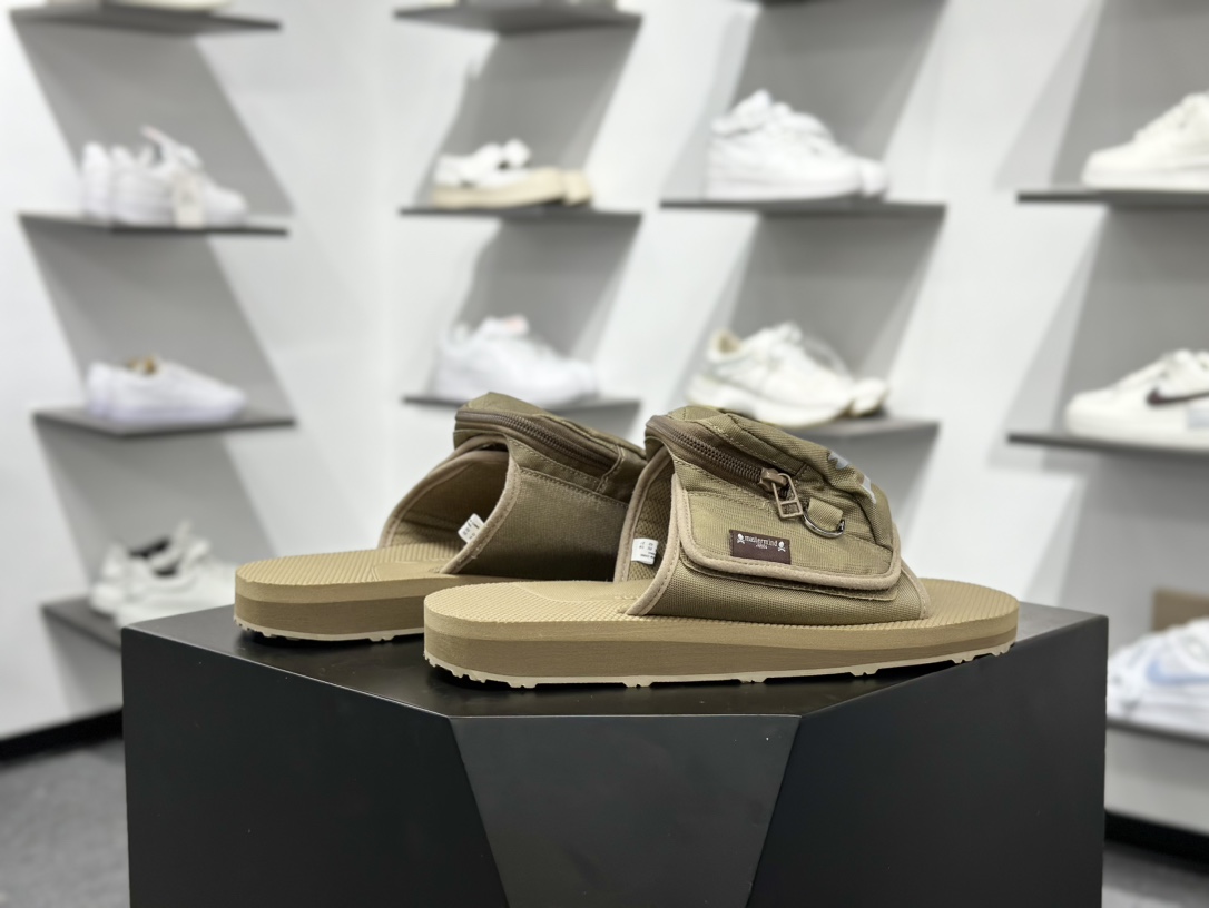 mastermind JAPAN x Suicoke MMJ联名骷髅标志刺绣露趾时尚凉拖