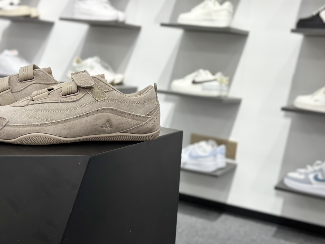 200 adidFOS URBAN REVERIE 舒适时尚 阿迪fos芭蕾鞋 JS2445-Chinese UA Cheap High Quatity Brand Clothes Bags handbags Sneakers wholesale wholesaler seller from China Factory suppliers Fashion Clothing Shoes best Quality Beautiful Price 200 adidFOS URBAN REVERIE 舒适时尚 阿迪fos芭蕾鞋 JS2445