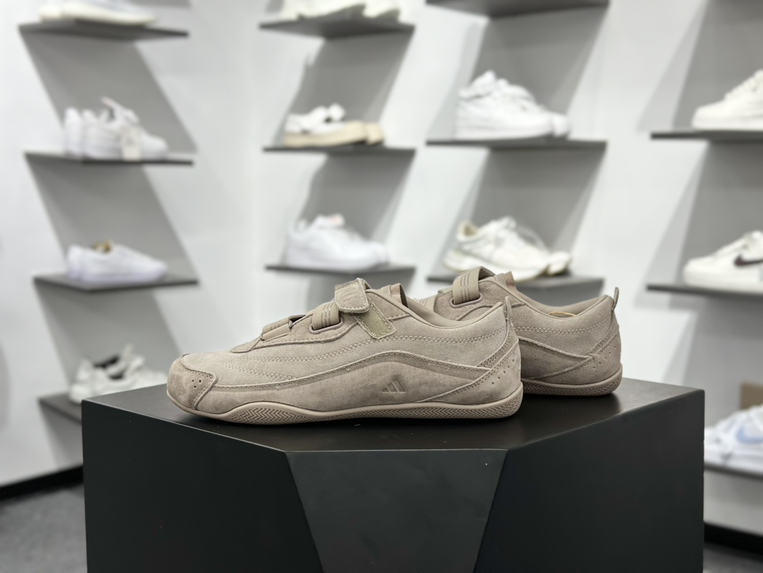 200 adidFOS URBAN REVERIE 舒适时尚 阿迪fos芭蕾鞋 JS2445-Chinese UA Cheap High Quatity Brand Clothes Bags handbags Sneakers wholesale wholesaler seller from China Factory suppliers Fashion Clothing Shoes best Quality Beautiful Price 200 adidFOS URBAN REVERIE 舒适时尚 阿迪fos芭蕾鞋 JS2445