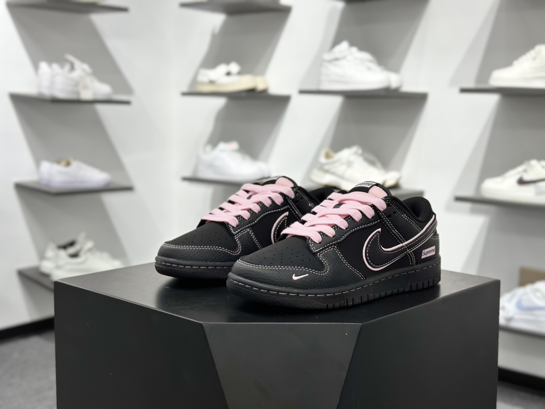 280 Nike SB Dunk Low x Superme 黑粉小勾  QW5836-014