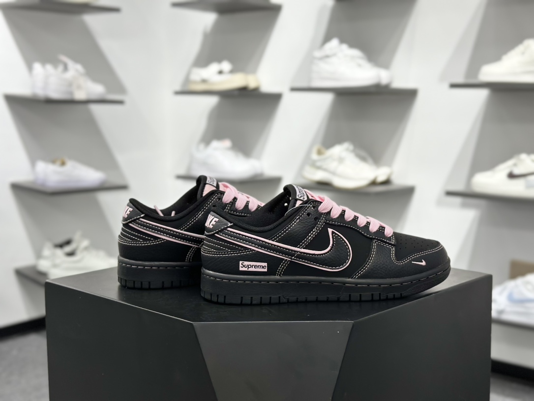 280 Nike SB Dunk Low x Superme 黑粉小勾  QW5836-014