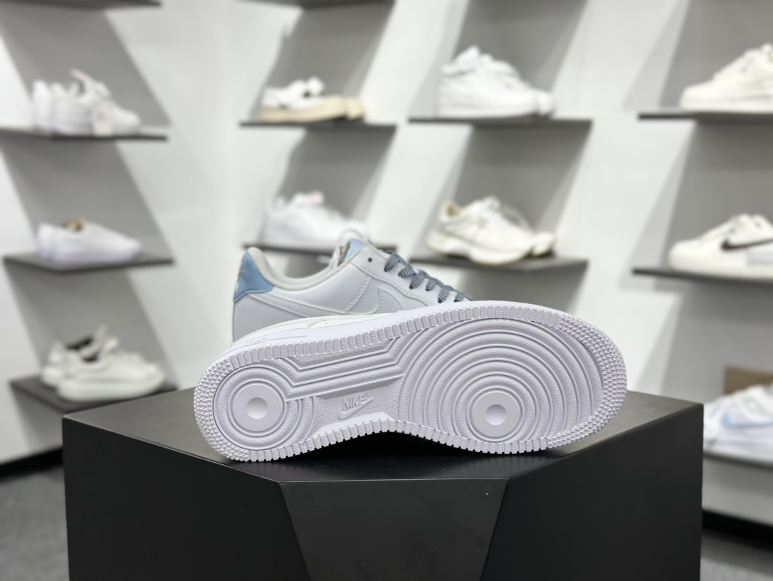 200 Nike Air Force 1 Low 07 白蓝满天星 IB7167-101-Chinese UA Cheap High Quatity Brand Clothes Bags handbags Sneakers wholesale wholesaler seller from China Factory suppliers Fashion Clothing Shoes best Quality Beautiful Price 200 Nike Air Force 1 Low 07 白蓝满天星 IB7167-101