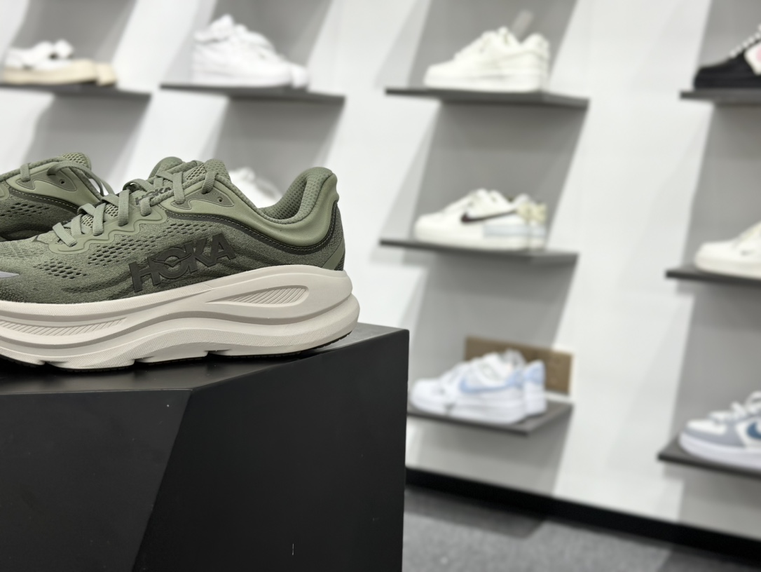 200 HOKA ONE ONE Bondi 9 Low 邦迪9代系列低帮厚底轻量休闲运动慢跑鞋“网织黑白”1162011/SSSC-Chinese UA Cheap High Quatity Brand Clothes Bags handbags Sneakers wholesale wholesaler seller from China Factory suppliers Fashion Clothing Shoes best Quality Beautiful Price 200 HOKA ONE ONE Bondi 9 Low 邦迪9代系列低帮厚底轻量休闲运动慢跑鞋“网织黑白”1162011/SSSC