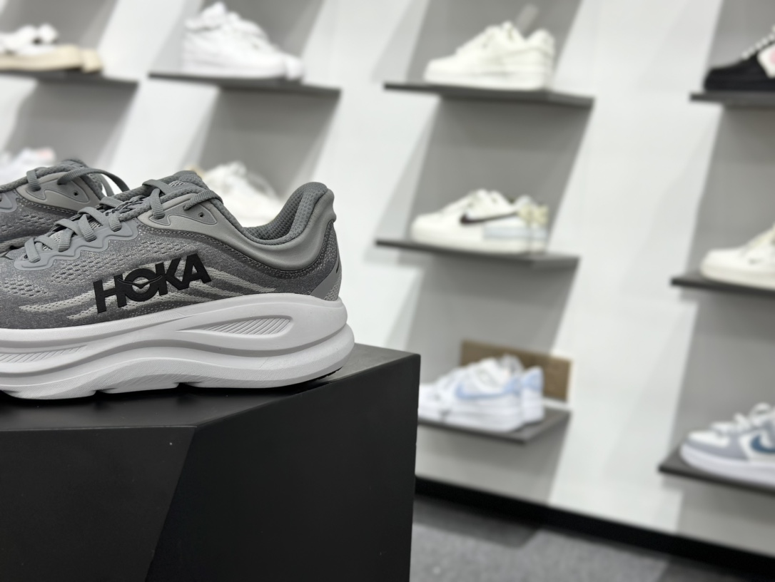 200 HOKA ONE ONE Bondi 9 Low 邦迪9代系列低帮厚底轻量休闲运动慢跑鞋“网织黑白”1162011/GCTC-Chinese UA Cheap High Quatity Brand Clothes Bags handbags Sneakers wholesale wholesaler seller from China Factory suppliers Fashion Clothing Shoes best Quality Beautiful Price 200 HOKA ONE ONE Bondi 9 Low 邦迪9代系列低帮厚底轻量休闲运动慢跑鞋“网织黑白”1162011/GCTC