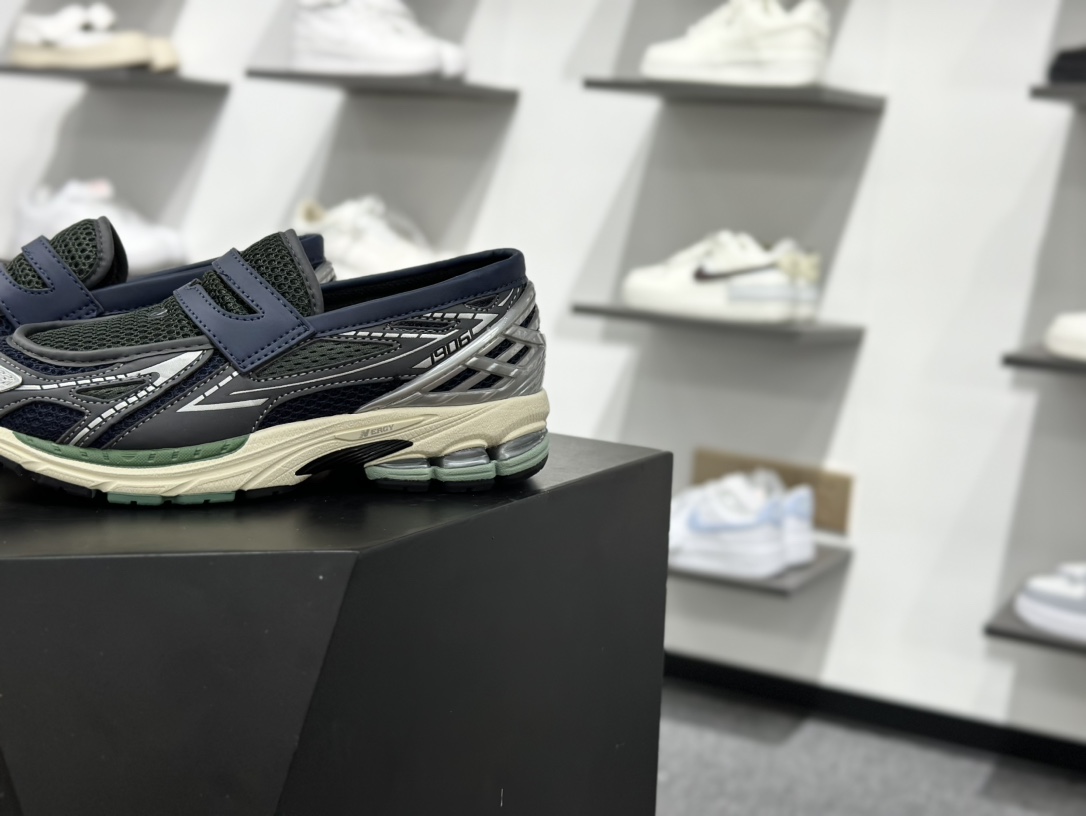 200 New Balance U1906系列 复古单品宝藏老爹鞋款 U1906LOA-Chinese UA Cheap High Quatity Brand Clothes Bags handbags Sneakers wholesale wholesaler seller from China Factory suppliers Fashion Clothing Shoes best Quality Beautiful Price 200 New Balance U1906系列 复古单品宝藏老爹鞋款 U1906LOA