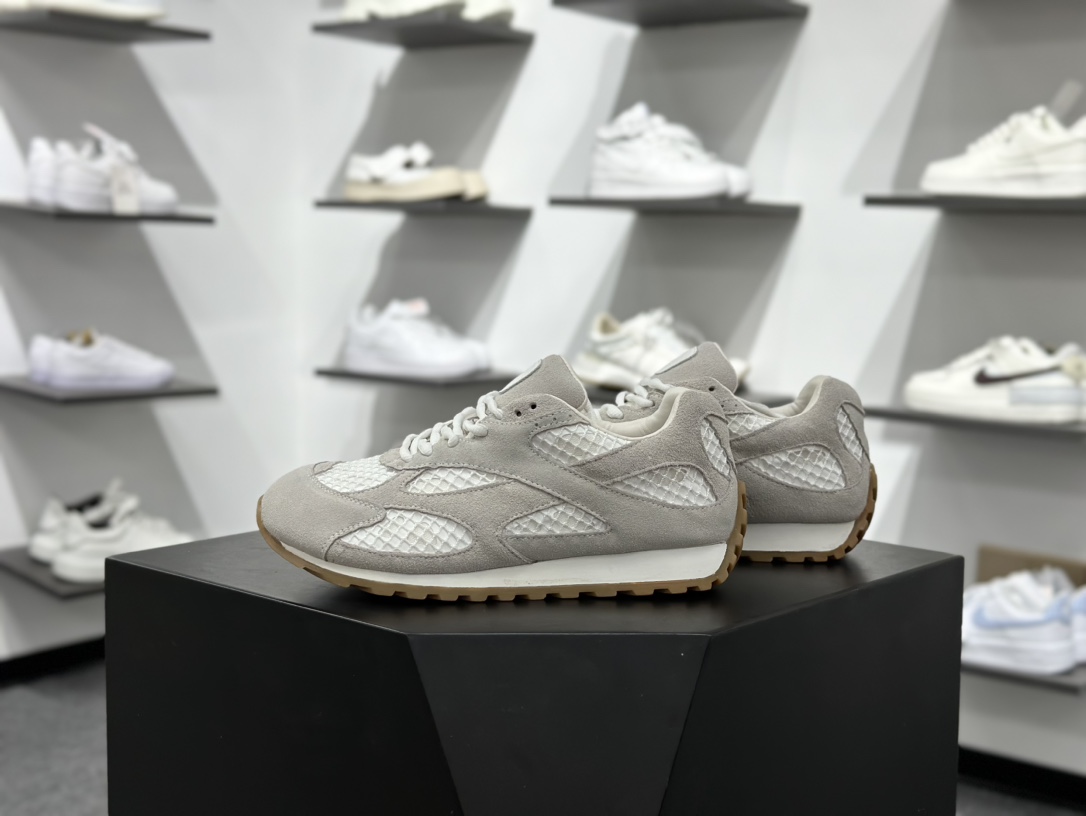 300 宝缇嘉/葆蝶家-Bottega Veneta Orbit Lace-up Low Sneakers 轨道系列系带低帮透气舒适休闲运动鞋 755915V2X40-Chinese UA Cheap High Quatity Brand Clothes Bags handbags Sneakers wholesale wholesaler seller from China Factory suppliers Fashion Clothing Shoes best Quality Beautiful Price 300 宝缇嘉/葆蝶家-Bottega Veneta Orbit Lace-up Low Sneakers 轨道系列系带低帮透气舒适休闲运动鞋 755915V2X40