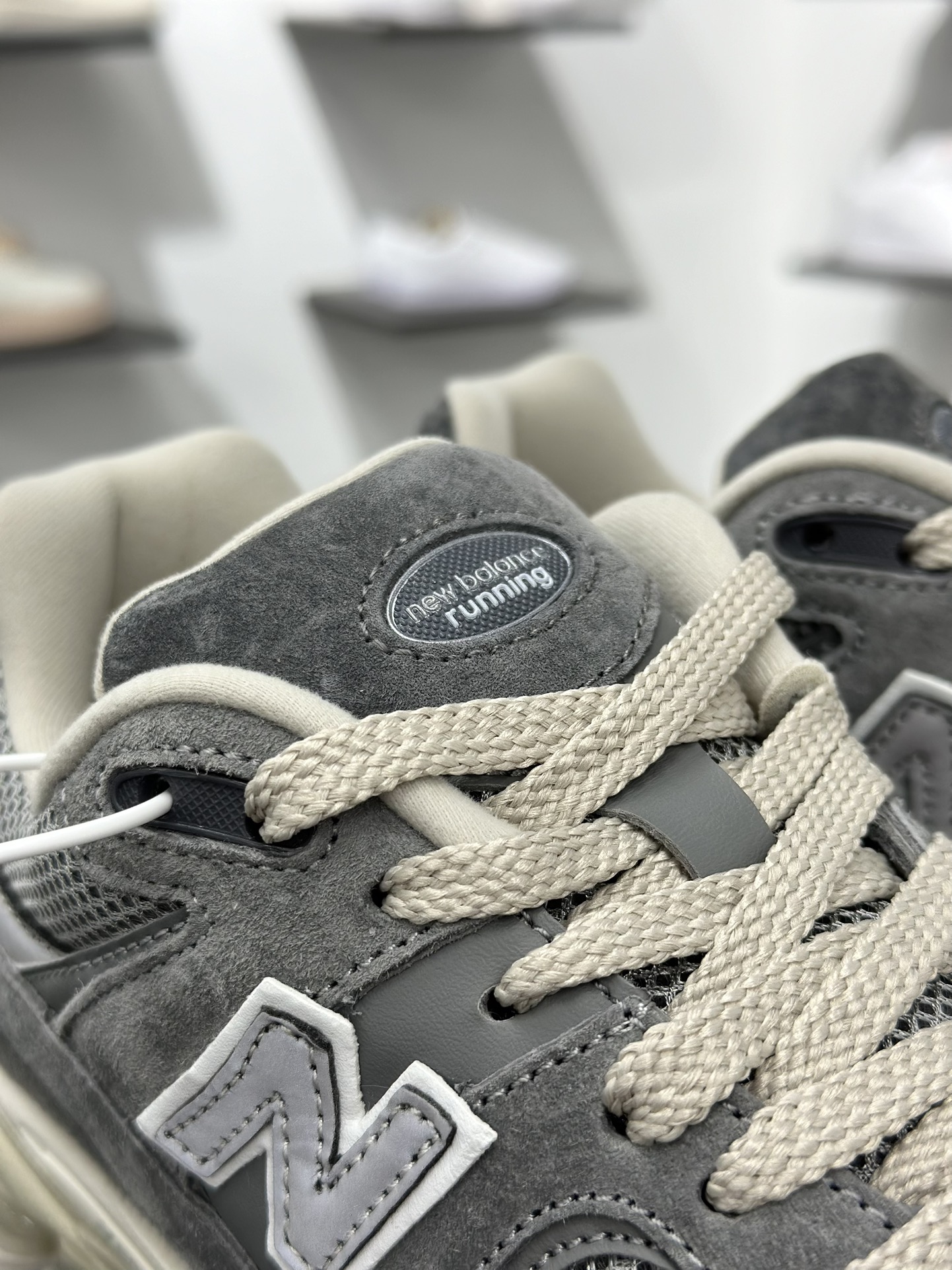 220 New Balance 2002系列 复古休闲跑步鞋-Chinese UA Cheap High Quatity Brand Clothes Bags handbags Sneakers wholesale wholesaler seller from China Factory suppliers Fashion Clothing Shoes best Quality Beautiful Price 220 New Balance 2002系列 复古休闲跑步鞋