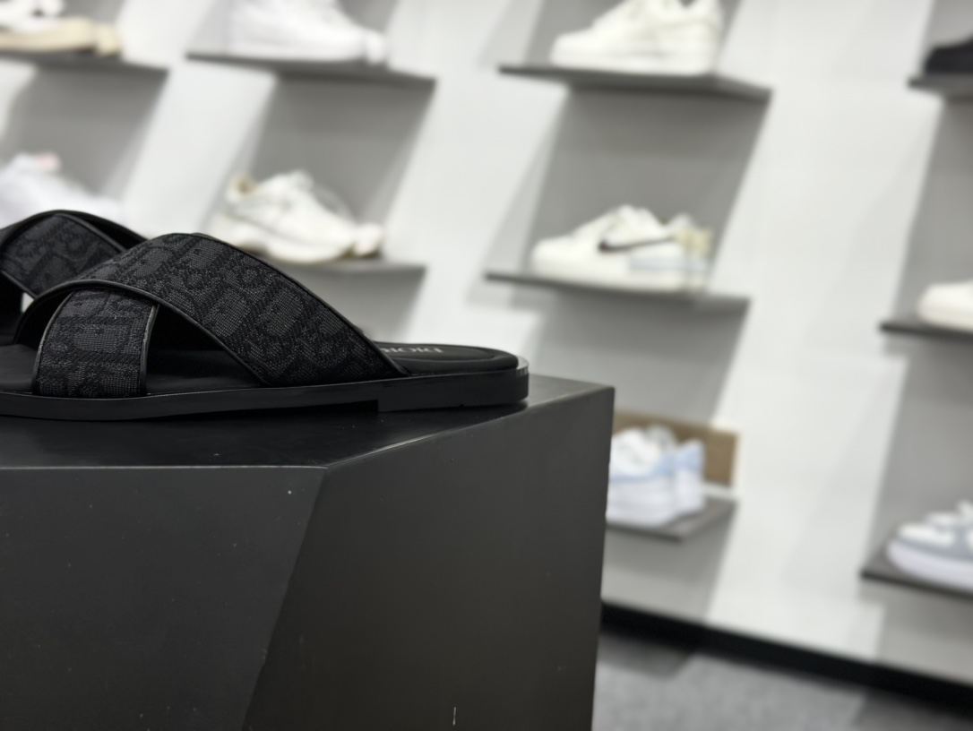 240 迪奥/Dior AliSandals Canvas”Oblique”阿利亚系列复古休闲运动穿搭凉拖鞋-Chinese UA Cheap High Quatity Brand Clothes Bags handbags Sneakers wholesale wholesaler seller from China Factory suppliers Fashion Clothing Shoes best Quality Beautiful Price 240 迪奥/Dior AliSandals Canvas”Oblique”阿利亚系列复古休闲运动穿搭凉拖鞋