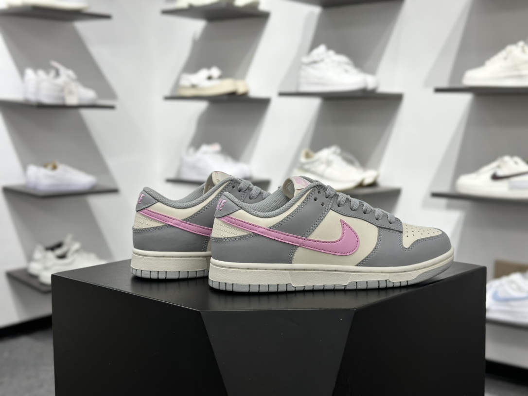 200 NIKE SB Dunk Low  DD1873-002