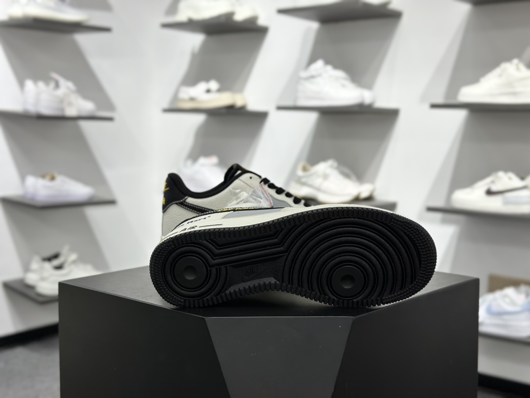 260 Nike Air Force 1 Low 泡泡玛特联名 SC0601-564