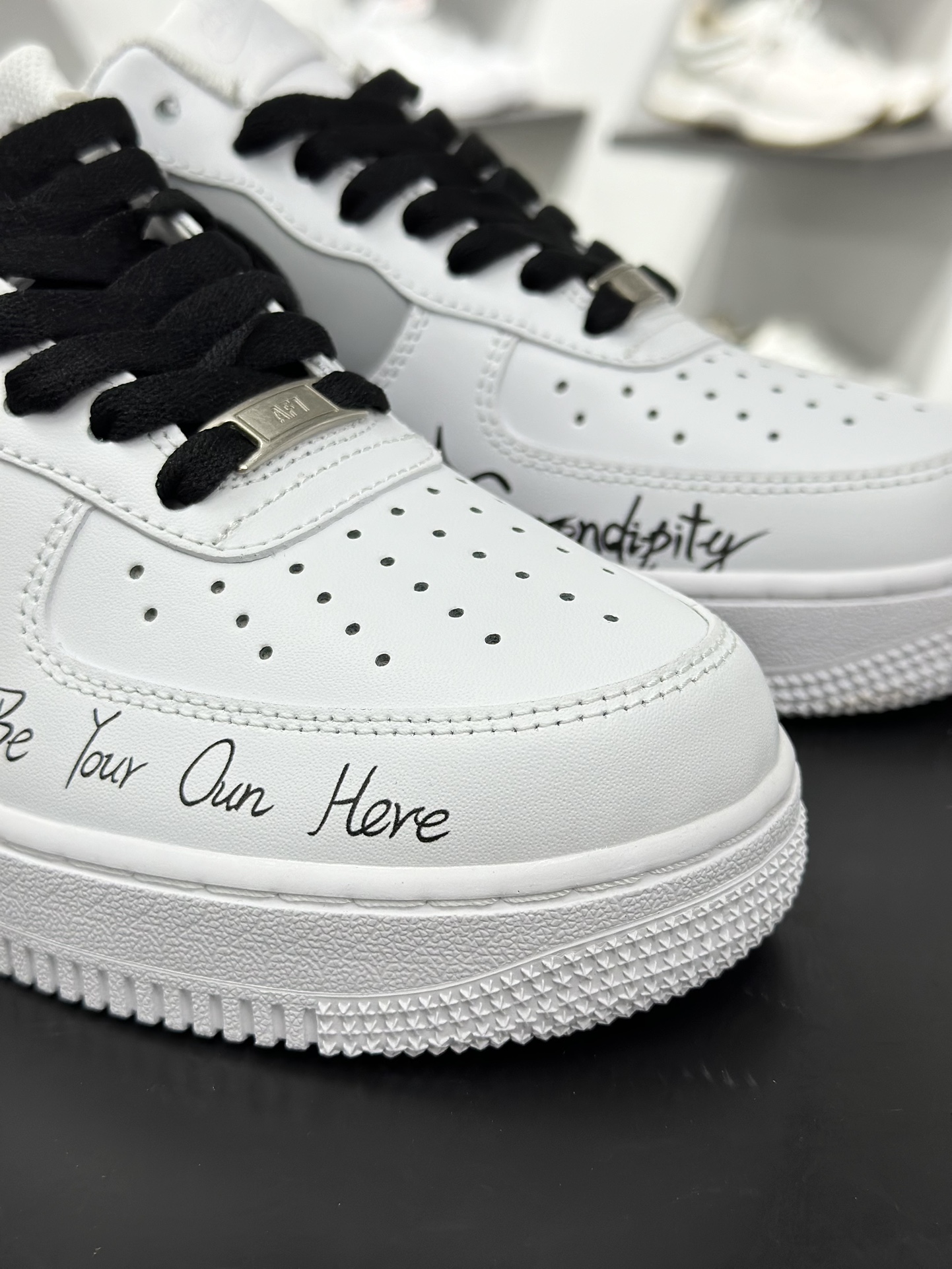 260 Nike Air Force 1 Low 07 狂想 逐梦 手绘 涂鸦 白黑  ZH0316-087
