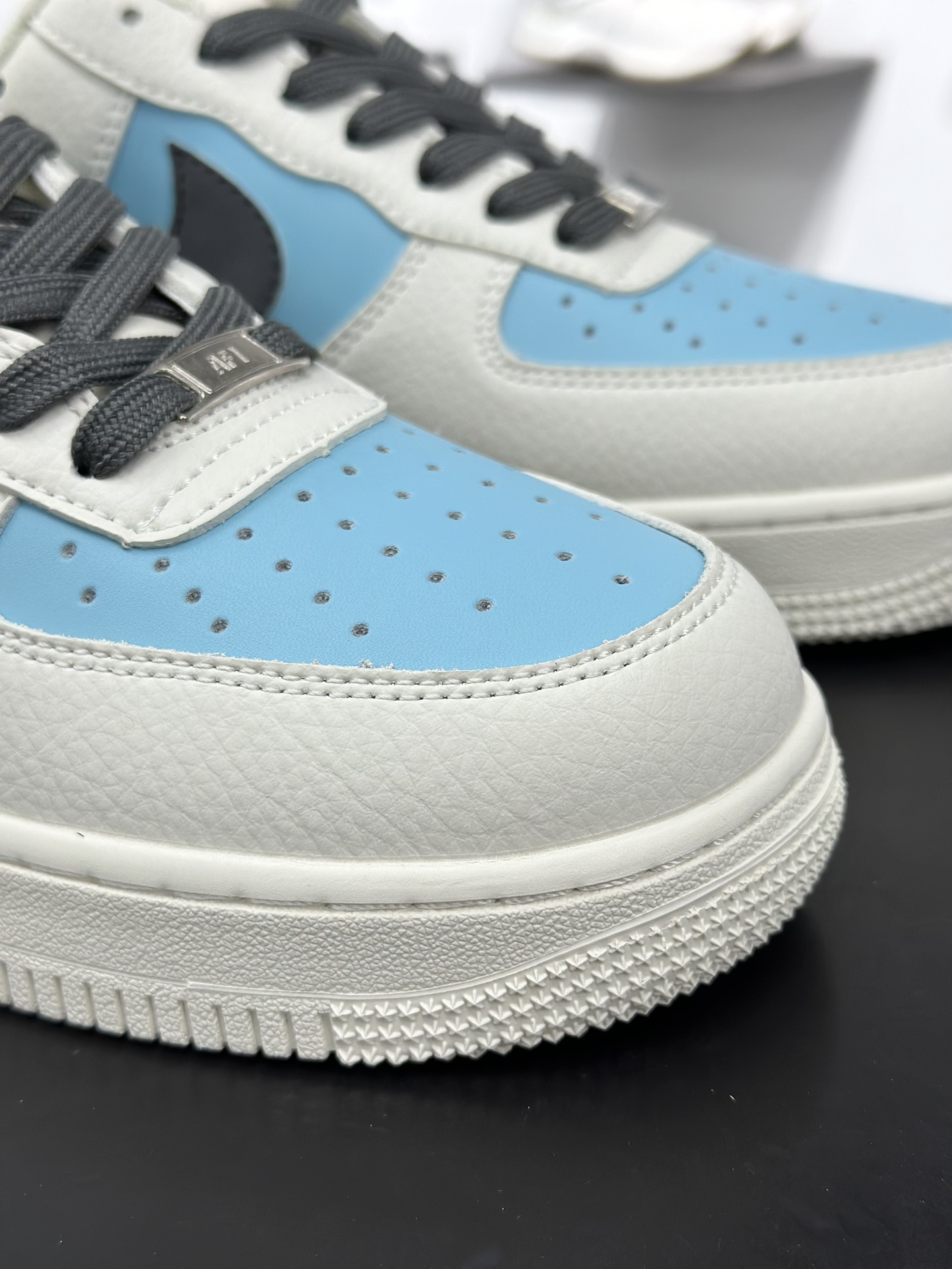 260 NK Air Force 1′07 Low 空军一号低帮百搭休闲运动板鞋 CS5288-026