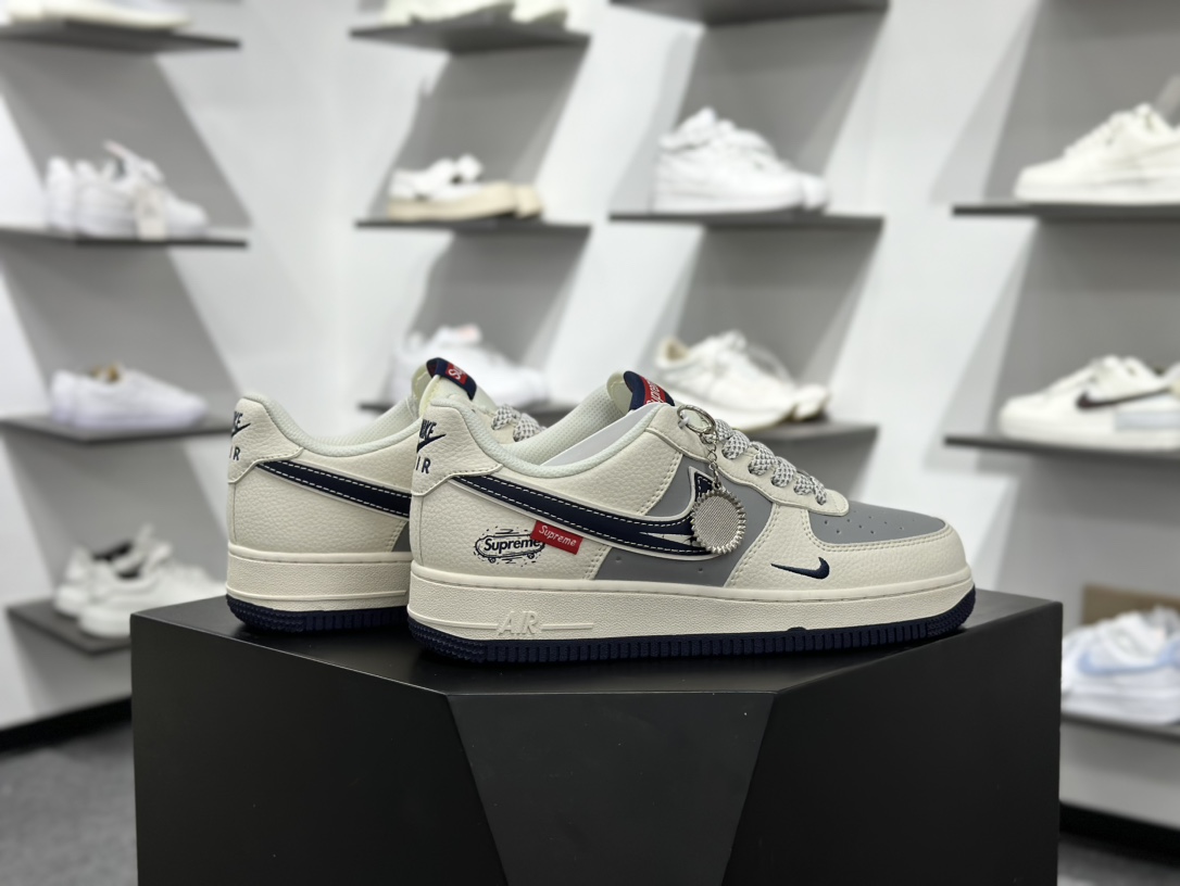 260 Louis Vuitton x Nike SB Dunk Low”LV Monogram”扣篮系列低帮板鞋 SM6668-11