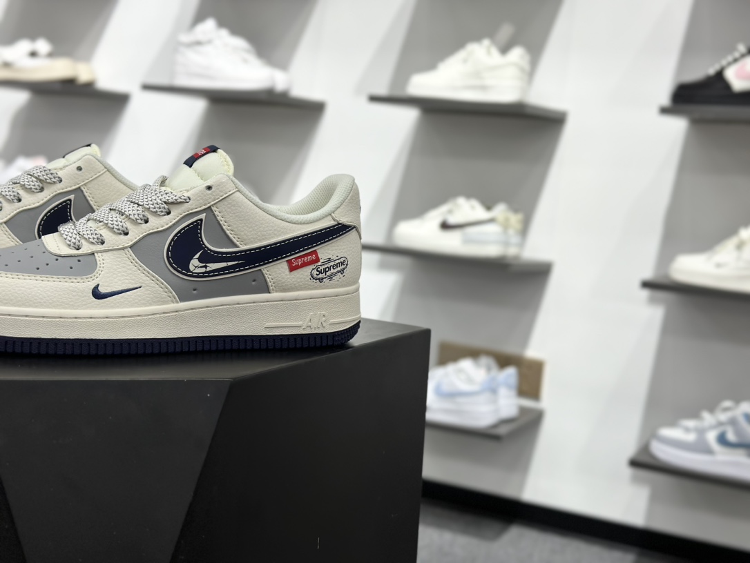 260 Louis Vuitton x Nike SB Dunk Low”LV Monogram”扣篮系列低帮板鞋 SM6668-11