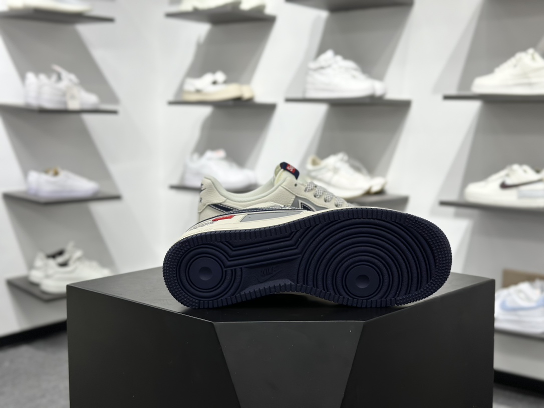 260 Louis Vuitton x Nike SB Dunk Low”LV Monogram”扣篮系列低帮板鞋 SM6668-11