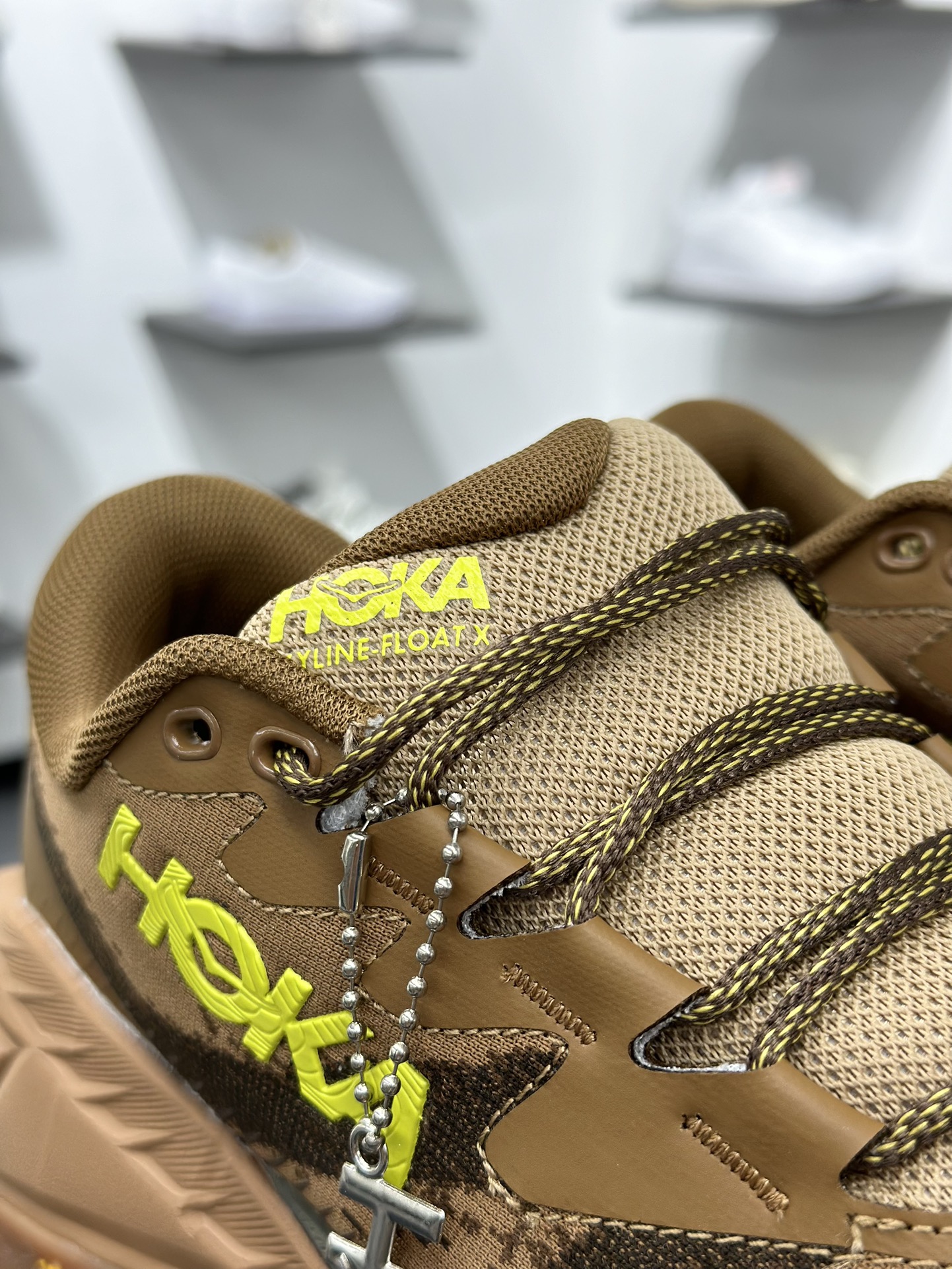 HOKA ONE ONE Skyline-Float X 动感系列舒适减震防滑低帮跑鞋  1141610/HYW