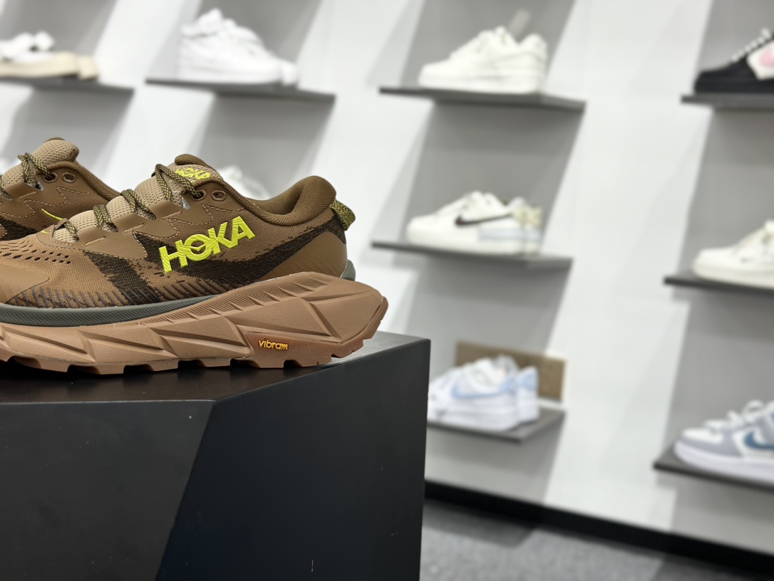 HOKA ONE ONE Skyline-Float X 动感系列舒适减震防滑低帮跑鞋  1141610/HYW