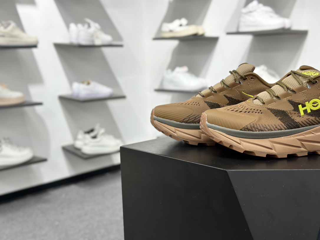 HOKA ONE ONE Skyline-Float X 动感系列舒适减震防滑低帮跑鞋  1141610/HYW