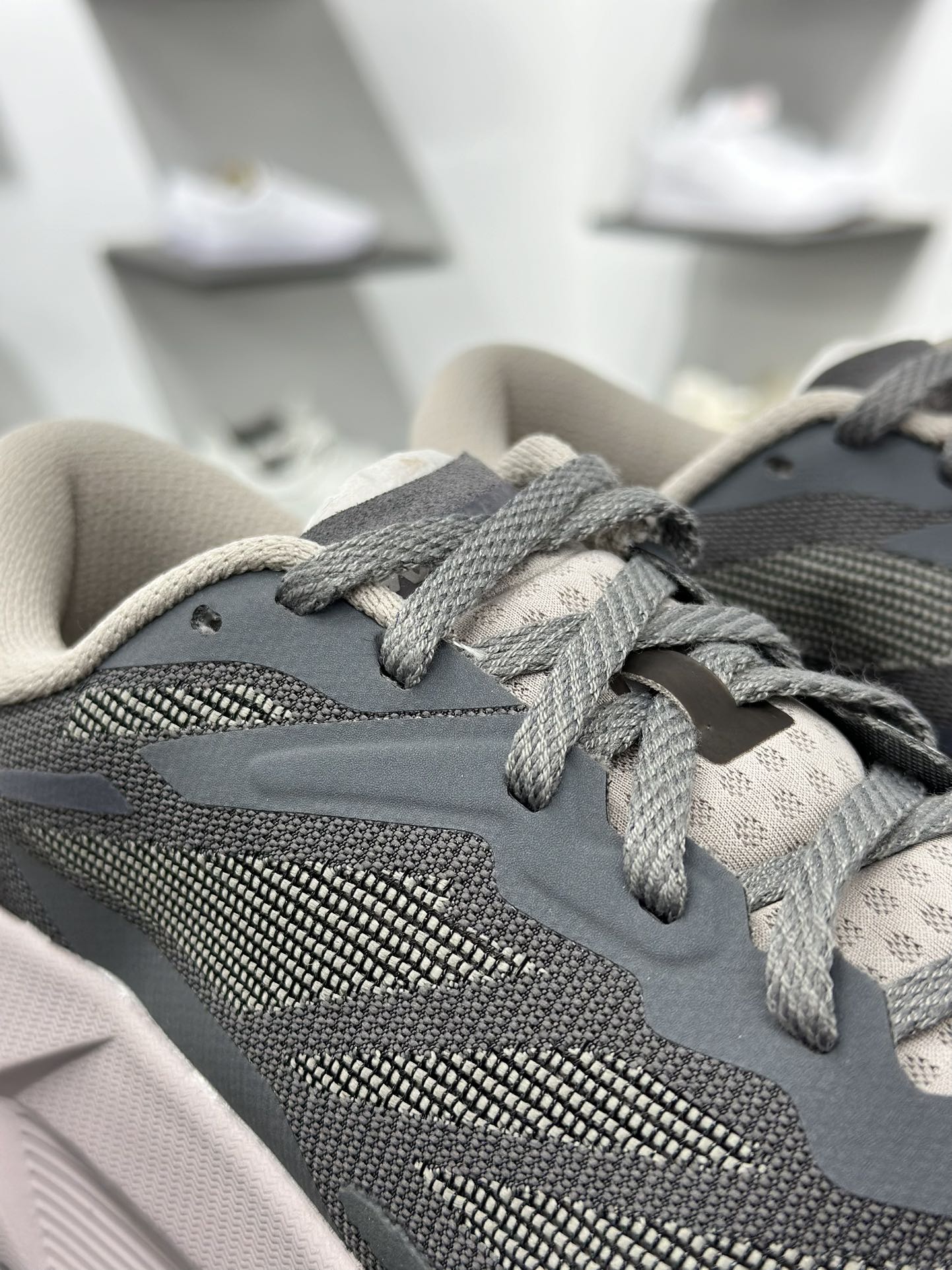 Hoka Mafate X 玛法特 超轻厚底轻量山地跑步鞋  1175208/BGV