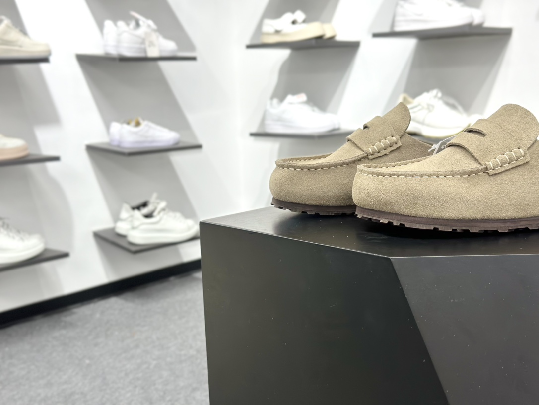 240 驼色勃肯 Birkenstock 优雅老钱风 乐福拖