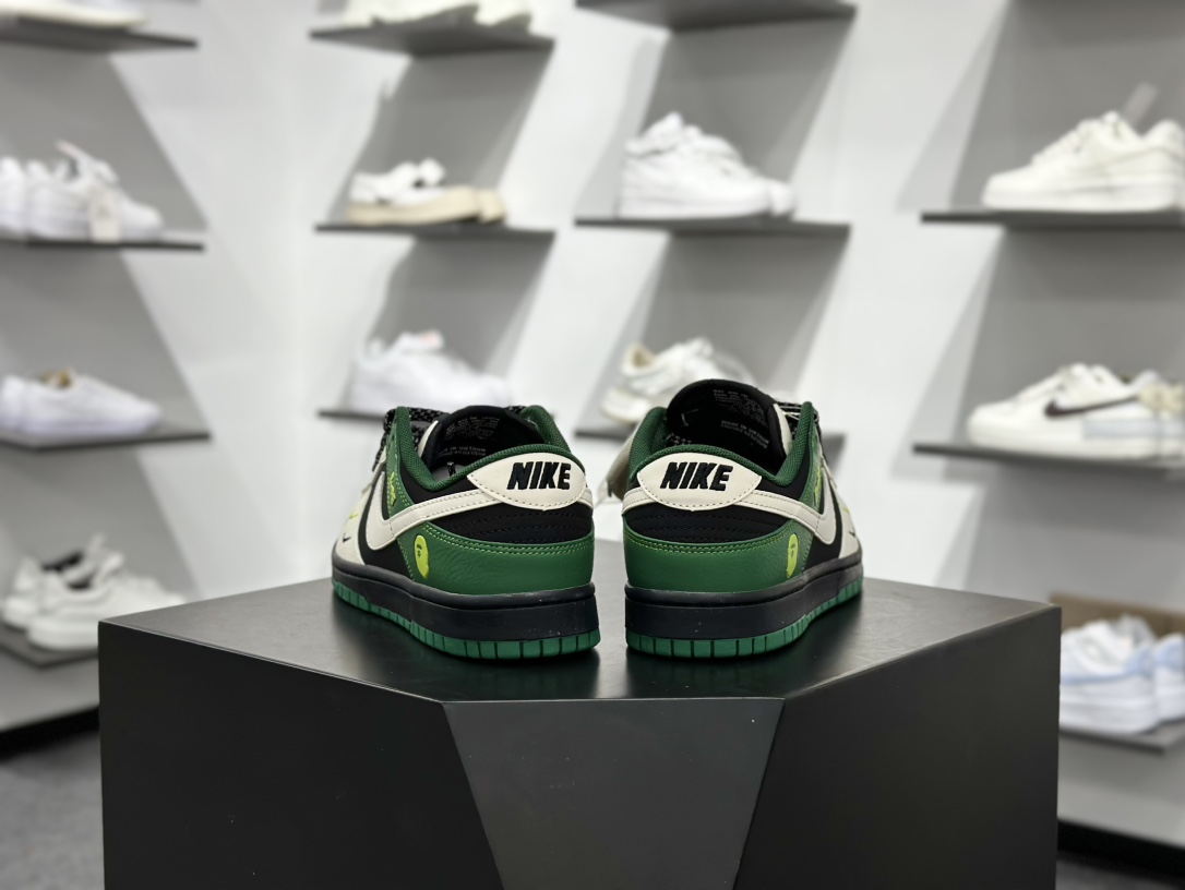 Nike SB Dunk Low 猿人头联名  QW5836-015