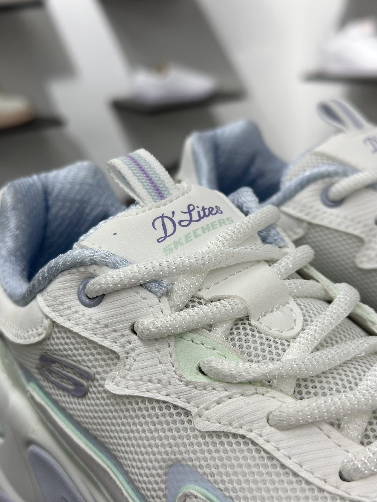 200 Skechers斯凯奇 D'Lites 糯米熊舒适柔软时尚百搭 低帮老爹鞋 150524/WMLT