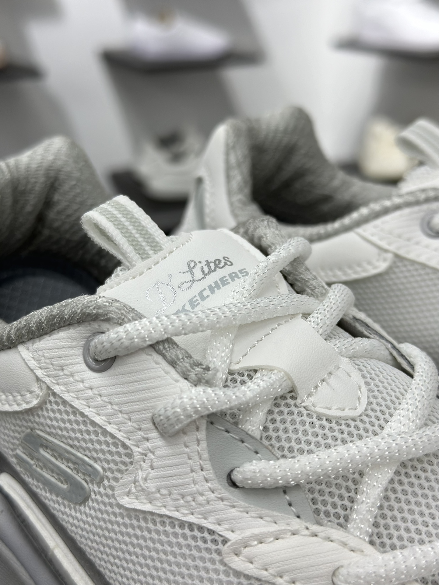 200 Skechers斯凯奇 D'Lites 糯米熊舒适柔软时尚百搭 低帮老爹鞋 150524/WGY-Chinese UA Cheap High Quatity Brand Clothes Bags handbags Sneakers wholesale wholesaler seller from China Factory suppliers Fashion Clothing Shoes best Quality Beautiful Price 200 Skechers斯凯奇 D'Lites 糯米熊舒适柔软时尚百搭 低帮老爹鞋 150524/WGY