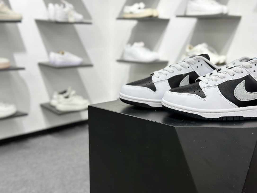 200 NIKE SB Dunk Low 反转熊猫2.0 白黑色 IB4620-141-Chinese UA Cheap High Quatity Brand Clothes Bags handbags Sneakers wholesale wholesaler seller from China Factory suppliers Fashion Clothing Shoes best Quality Beautiful Price 200 NIKE SB Dunk Low 反转熊猫2.0 白黑色 IB4620-141