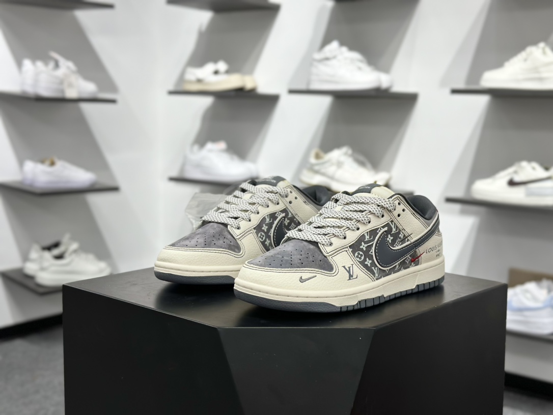 280 Nike SB Dunk Low 巴黎世家联名  YX5066-367
