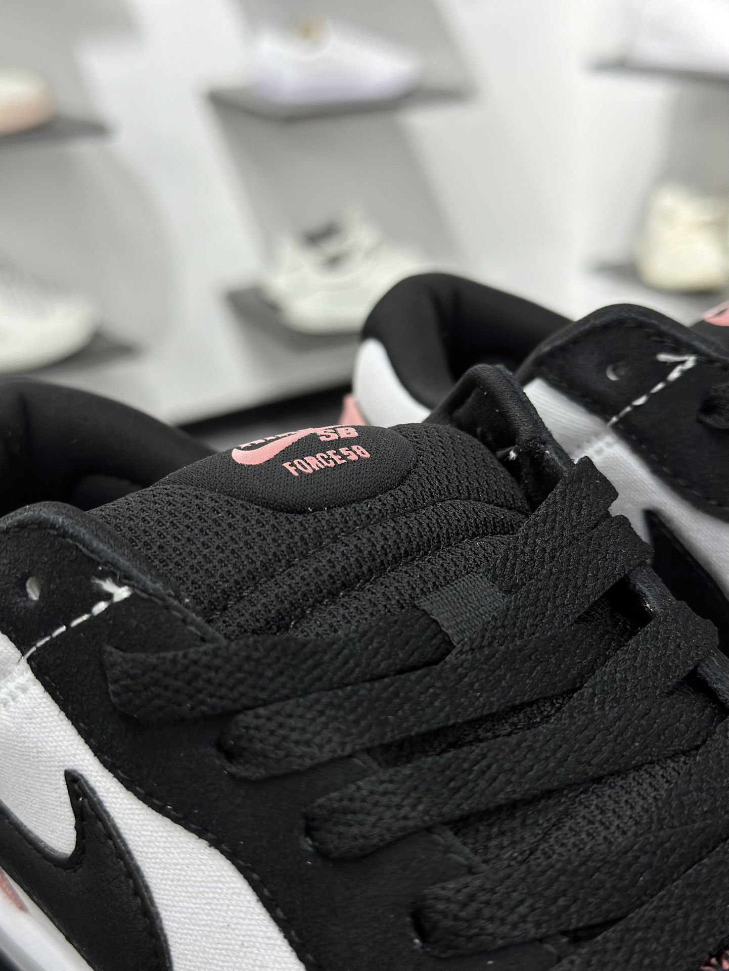 160 耐克Nike SB Force 58 硫化杯底 传统篮球风格 CZ2959-600-Chinese UA Cheap High Quatity Brand Clothes Bags handbags Sneakers wholesale wholesaler seller from China Factory suppliers Fashion Clothing Shoes best Quality Beautiful Price 160 耐克Nike SB Force 58 硫化杯底 传统篮球风格 CZ2959-600