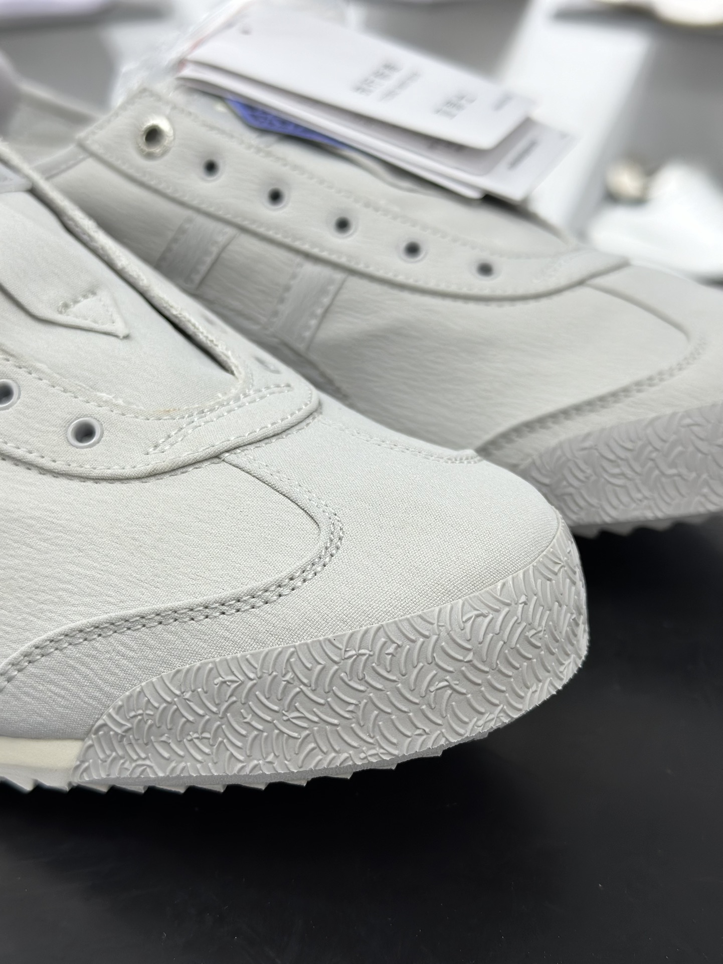 160 Onitsuka Tiger Mexico 66 SD 鬼冢虎 墨西哥升级版系列低帮复古经典虎爪百搭休闲皮革慢跑鞋  1183C408-020