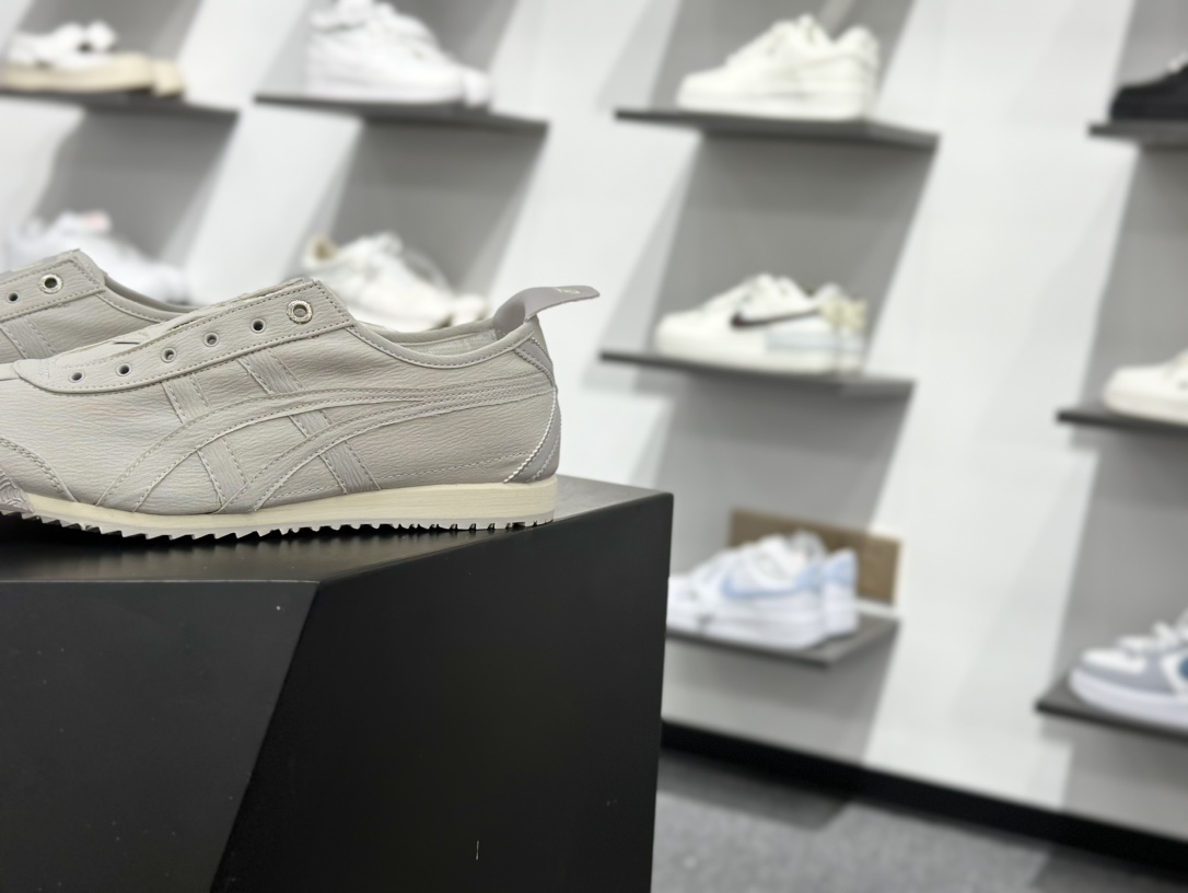 160 Onitsuka Tiger Mexico 66 SD 鬼冢虎 墨西哥升级版系列低帮复古经典虎爪百搭休闲皮革慢跑鞋  1183C408-020