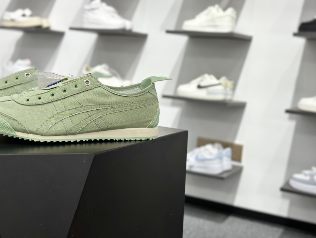 160 Onitsuka Tiger Mexico 66 SD 鬼冢虎 虎爪百搭休闲皮革慢跑鞋  1183C408-300