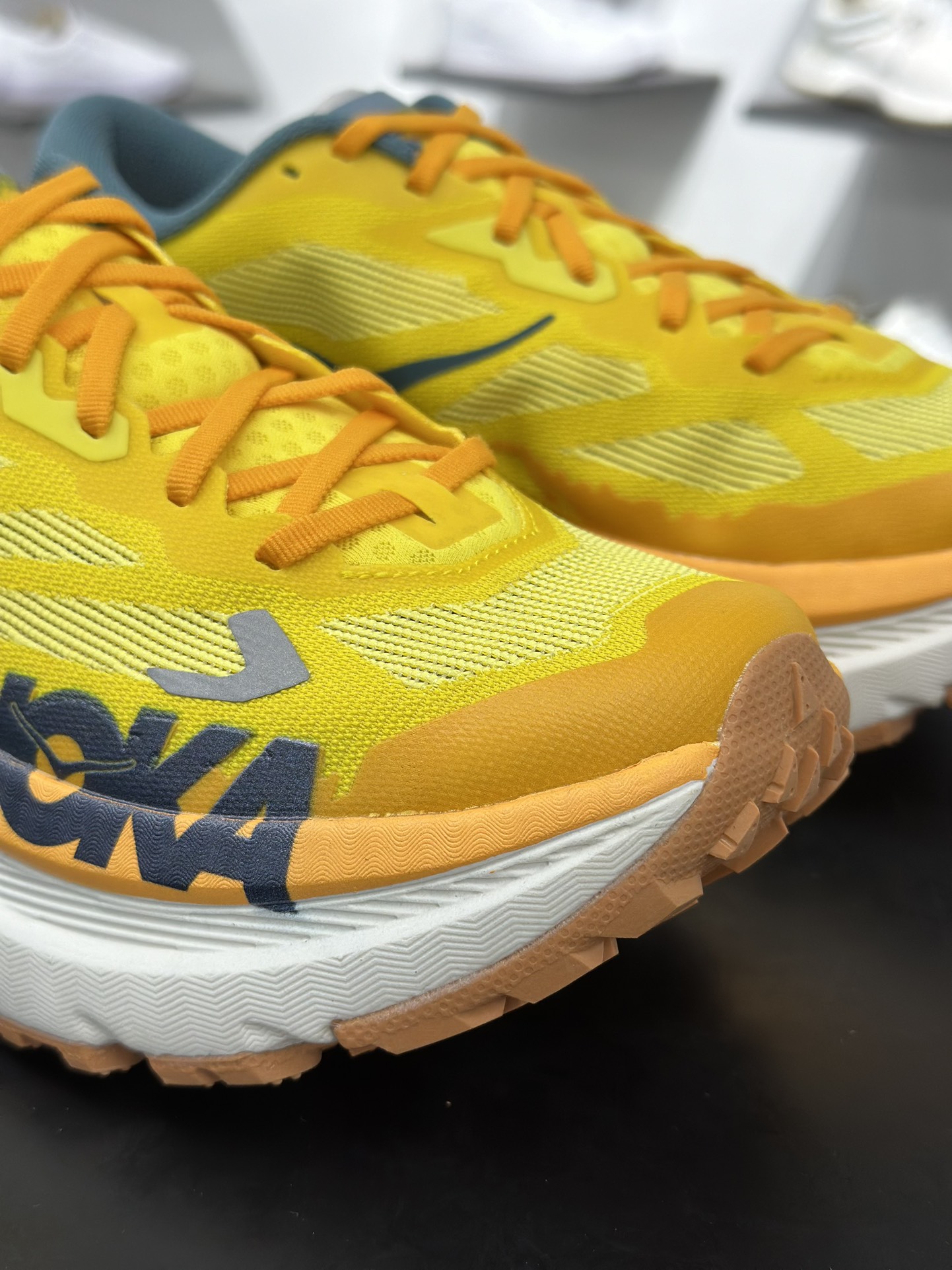 240 Hoka Mafate X 玛法特 超轻厚底轻量山地跑步鞋 11619/ZTM-Chinese UA Cheap High Quatity Brand Clothes Bags handbags Sneakers wholesale wholesaler seller from China Factory suppliers Fashion Clothing Shoes best Quality Beautiful Price 240 Hoka Mafate X 玛法特 超轻厚底轻量山地跑步鞋 11619/ZTM