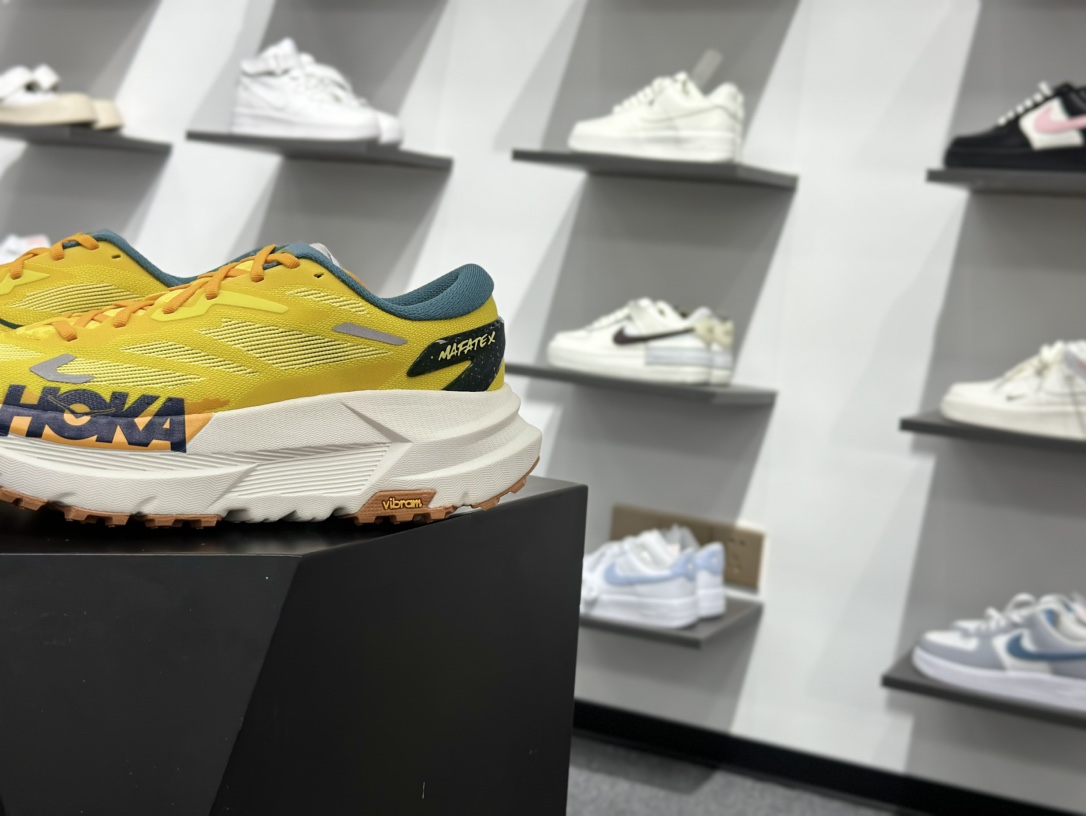 240 Hoka Mafate X 玛法特 超轻厚底轻量山地跑步鞋 11619/ZTM-Chinese UA Cheap High Quatity Brand Clothes Bags handbags Sneakers wholesale wholesaler seller from China Factory suppliers Fashion Clothing Shoes best Quality Beautiful Price 240 Hoka Mafate X 玛法特 超轻厚底轻量山地跑步鞋 11619/ZTM