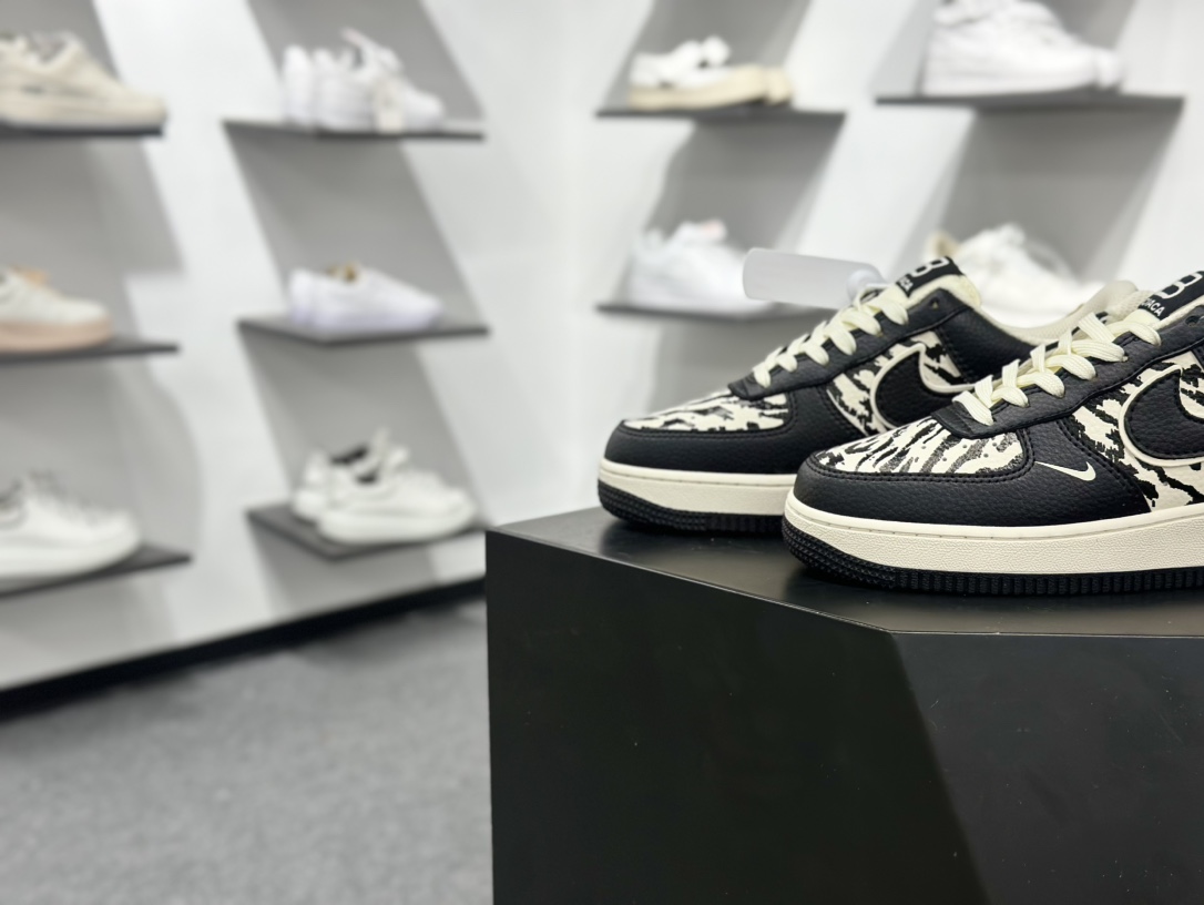 260 Nike Air Force 1 Low 巴黎世家联名 HJ3318-004-Chinese UA Cheap High Quatity Brand Clothes Bags handbags Sneakers wholesale wholesaler seller from China Factory suppliers Fashion Clothing Shoes best Quality Beautiful Price 260 Nike Air Force 1 Low 巴黎世家联名 HJ3318-004