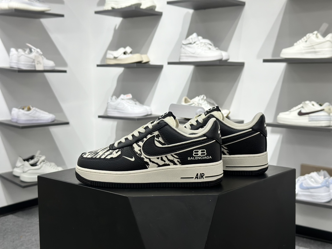 260 Nike Air Force 1 Low 巴黎世家联名 HJ3318-004-Chinese UA Cheap High Quatity Brand Clothes Bags handbags Sneakers wholesale wholesaler seller from China Factory suppliers Fashion Clothing Shoes best Quality Beautiful Price 260 Nike Air Force 1 Low 巴黎世家联名 HJ3318-004