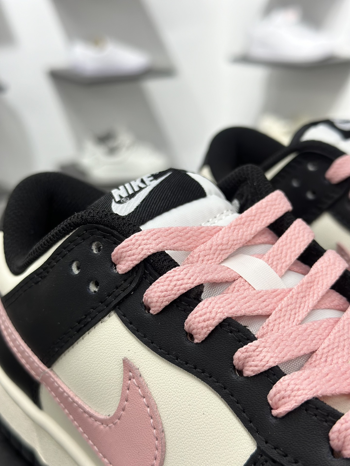 260 Nike SB Dunk Low 皮革 礼袋 街头 赤影 时尚潮流 黑白熊猫 DD1391-100-Chinese UA Cheap High Quatity Brand Clothes Bags handbags Sneakers wholesale wholesaler seller from China Factory suppliers Fashion Clothing Shoes best Quality Beautiful Price 260 Nike SB Dunk Low 皮革 礼袋 街头 赤影 时尚潮流 黑白熊猫 DD1391-100