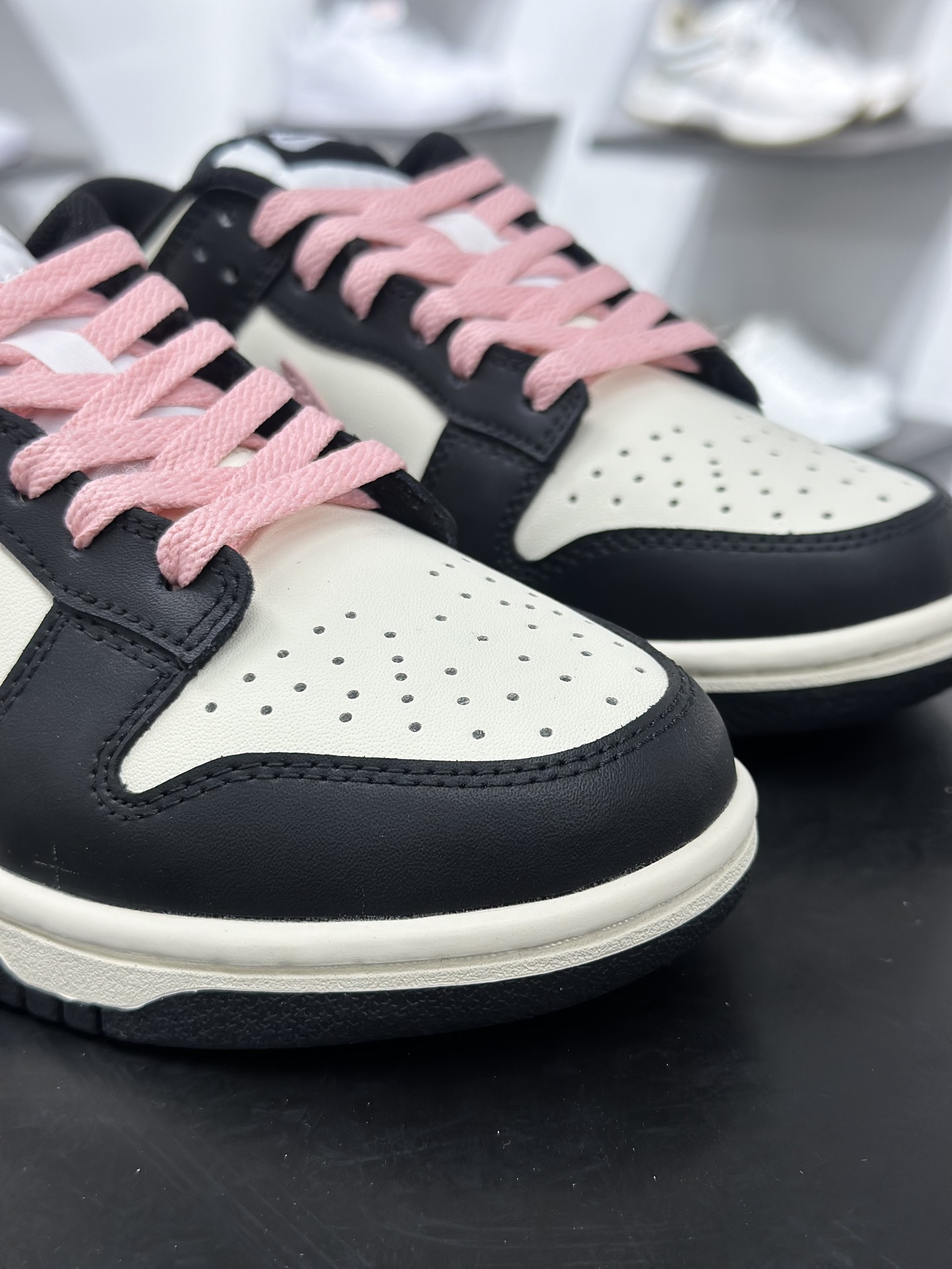 260 Nike SB Dunk Low 皮革 礼袋 街头 赤影 时尚潮流 黑白熊猫 DD1391-100-Chinese UA Cheap High Quatity Brand Clothes Bags handbags Sneakers wholesale wholesaler seller from China Factory suppliers Fashion Clothing Shoes best Quality Beautiful Price 260 Nike SB Dunk Low 皮革 礼袋 街头 赤影 时尚潮流 黑白熊猫 DD1391-100