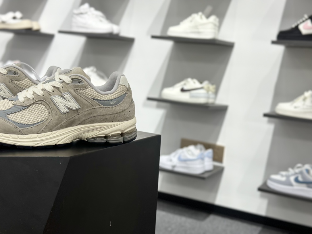220 New Balance M2002R 新百伦U2002RRD 灰米-Chinese UA Cheap High Quatity Brand Clothes Bags handbags Sneakers wholesale wholesaler seller from China Factory suppliers Fashion Clothing Shoes best Quality Beautiful Price 220 New Balance M2002R 新百伦U2002RRD 灰米