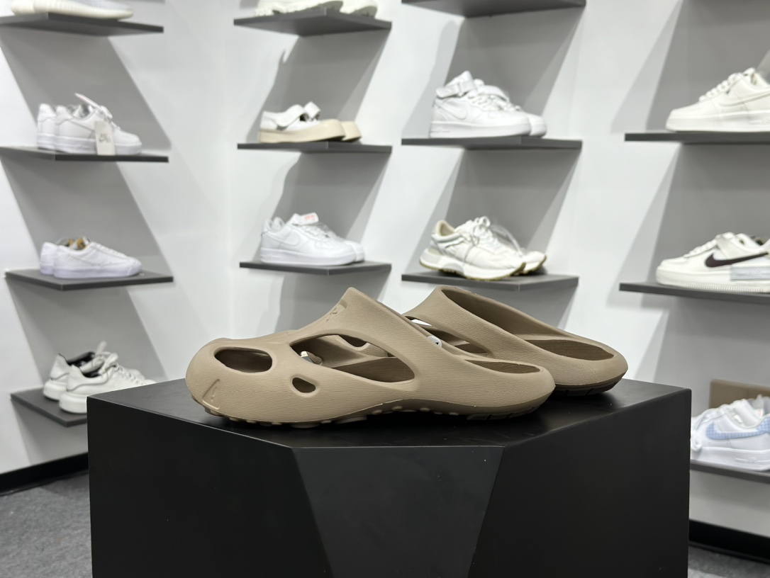 160 科恩Keen Shanti Comfortable Slip-On Clog 亮丽人生系列穆勒风包头式溯溪涉水洞洞休闲户外露营凉拖鞋 1027373-Chinese UA Cheap High Quatity Brand Clothes Bags handbags Sneakers wholesale wholesaler seller from China Factory suppliers Fashion Clothing Shoes best Quality Beautiful Price 160 科恩Keen Shanti Comfortable Slip-On Clog 亮丽人生系列穆勒风包头式溯溪涉水洞洞休闲户外露营凉拖鞋 1027373