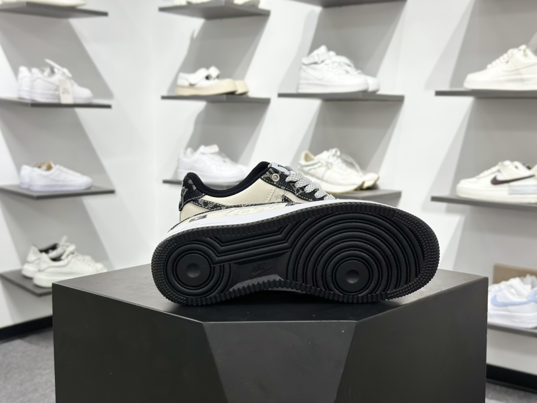 220 Air Force 1 Low ”By You” 克罗心白黑小标 3694N205-Chinese UA Cheap High Quatity Brand Clothes Bags handbags Sneakers wholesale wholesaler seller from China Factory suppliers Fashion Clothing Shoes best Quality Beautiful Price 220 Air Force 1 Low ”By You” 克罗心白黑小标 3694N205