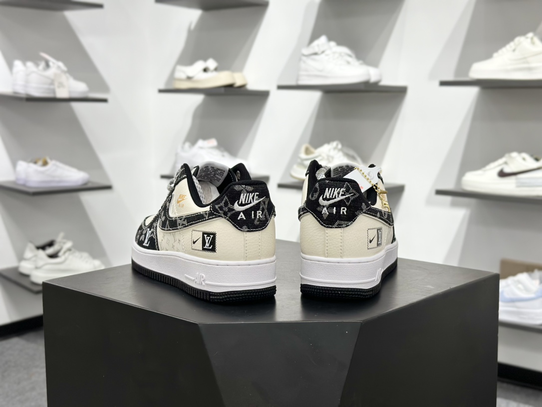 220 Air Force 1 Low ”By You” 克罗心白黑小标 3694N205-Chinese UA Cheap High Quatity Brand Clothes Bags handbags Sneakers wholesale wholesaler seller from China Factory suppliers Fashion Clothing Shoes best Quality Beautiful Price 220 Air Force 1 Low ”By You” 克罗心白黑小标 3694N205