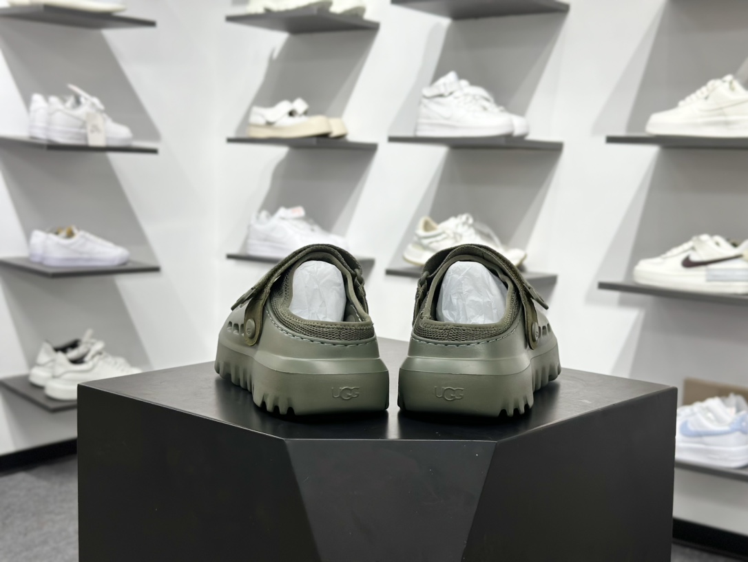 140 UGG GoldenGlow Slide 简约时尚 EVA 防磨一脚蹬拖鞋 1166912-Chinese UA Cheap High Quatity Brand Clothes Bags handbags Sneakers wholesale wholesaler seller from China Factory suppliers Fashion Clothing Shoes best Quality Beautiful Price 140 UGG GoldenGlow Slide 简约时尚 EVA 防磨一脚蹬拖鞋 1166912